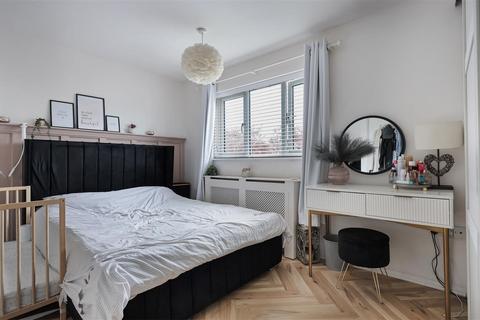40 Fairhaven Close, Lode, Cambridge, CB25 9HG