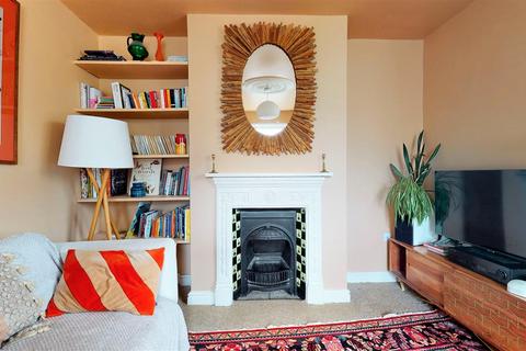 33 Balmain Street, Bristol, BS4 3BX