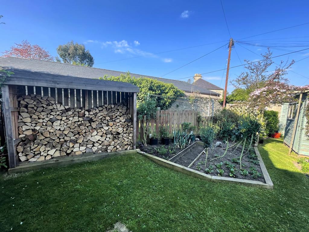 Garden c.JPG