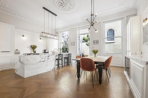 undefined, 8 Redcliffe Square, London