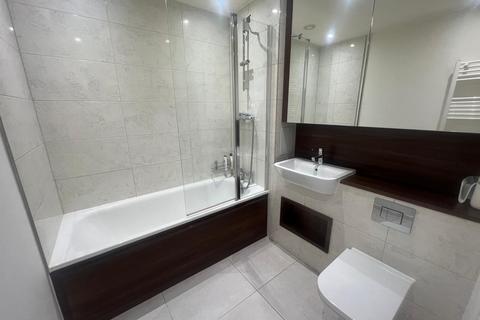 2 bedroom flat to rent, Moorhen Drive, London NW9