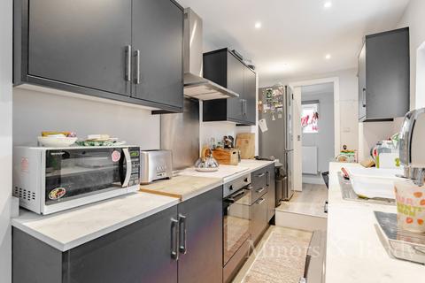 2 bedroom terraced house to rent, Grant Street, Norwich