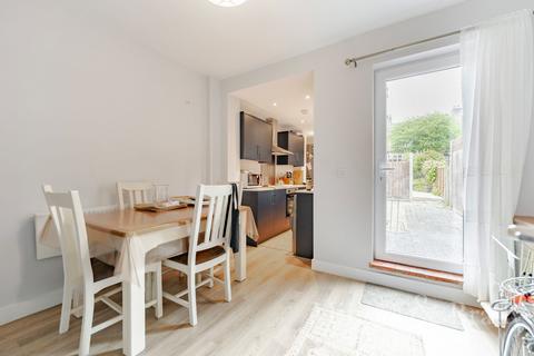 2 bedroom terraced house to rent, Grant Street, Norwich