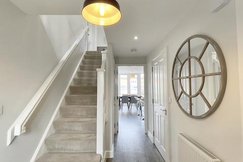 4 bedroom detached house for sale, Bennett Close, Hugglescote, LE67