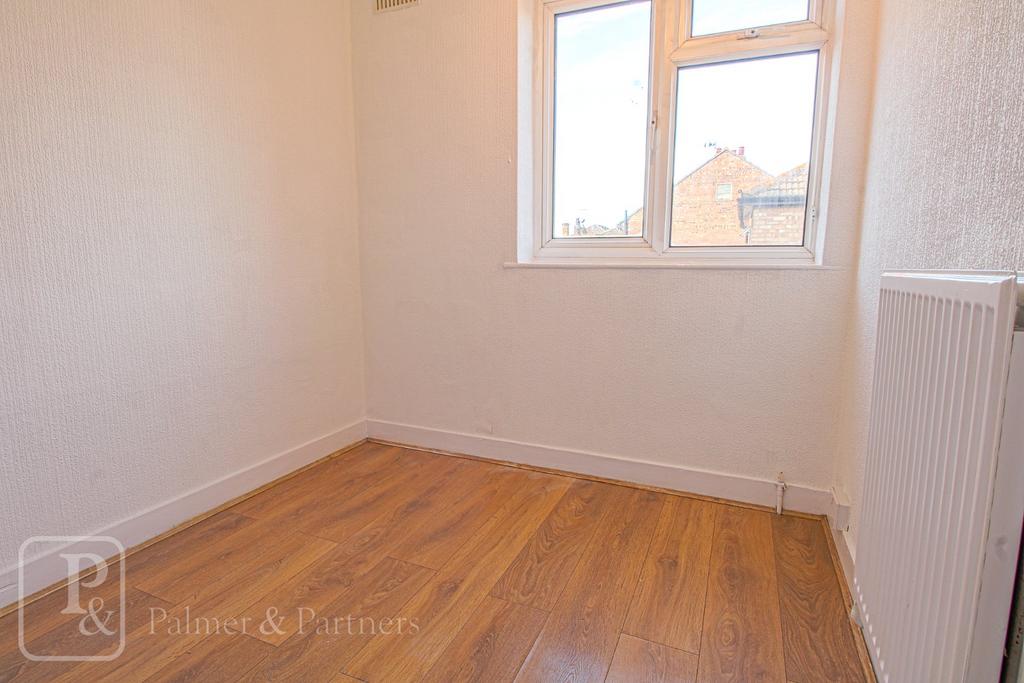 2nd Bedroom