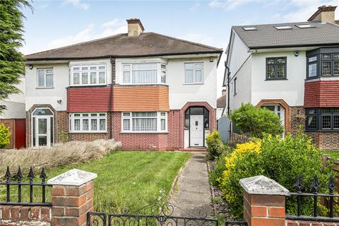 137 Bromley Common, Bromley, BR2 9RJ