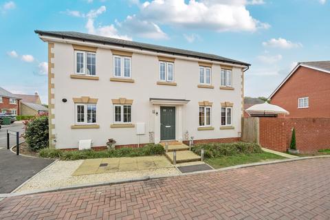 1 Blackthorn Row, Faringdon, SN7 7GY