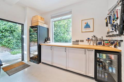 116d Crystal Palace Park Road, London, SE26 6UP