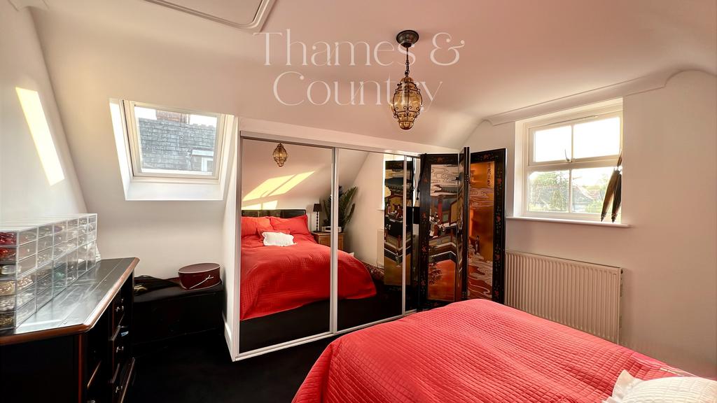 Top Floor Primary bedroom