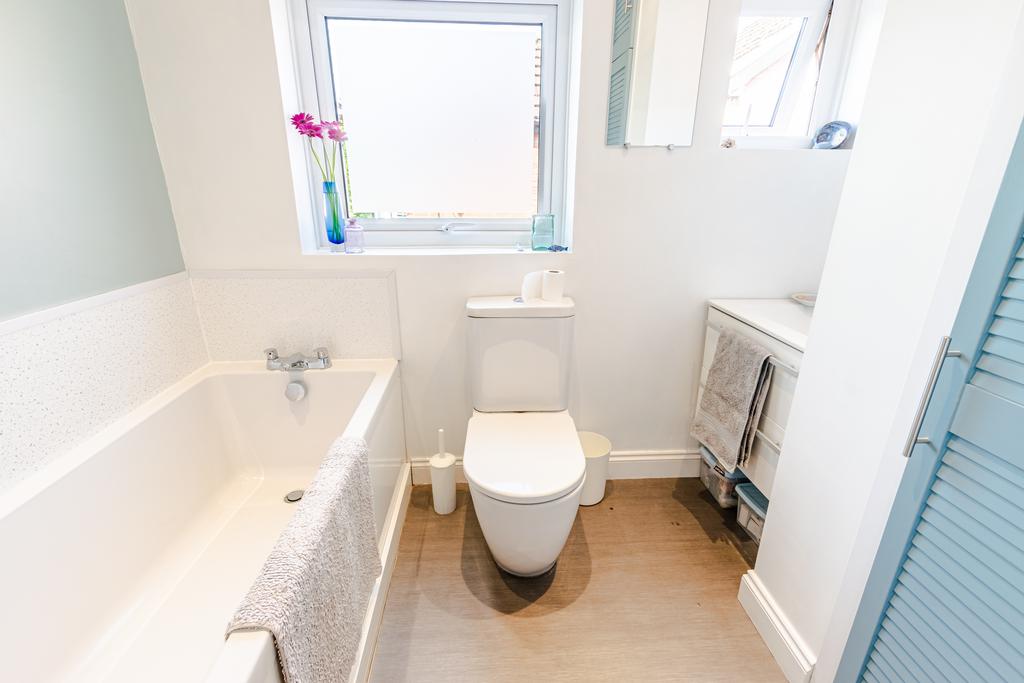 Bathroom2
