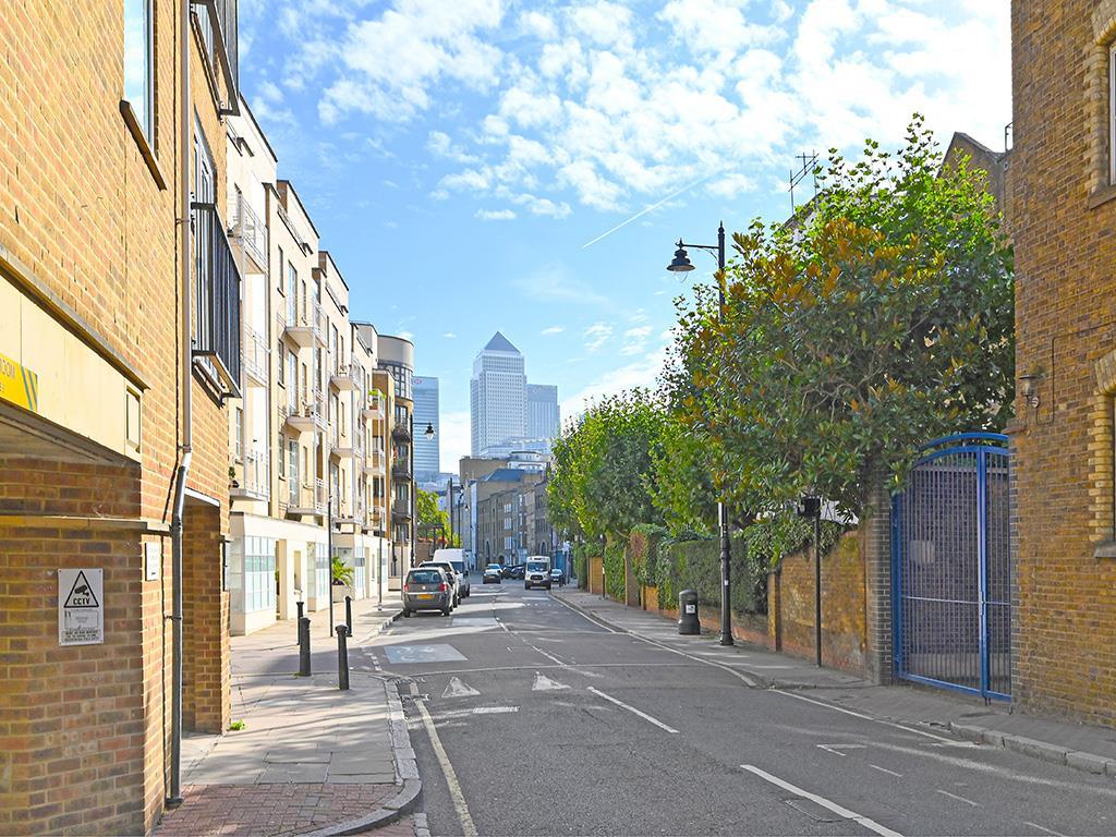 Lamb-Court-(15).JPG
