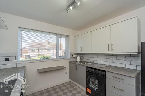 2 bedroom flat for sale, Flat Court 34, Heyhouses Court, Heyhouses Lane, Lytham St. Annes, Lancashire