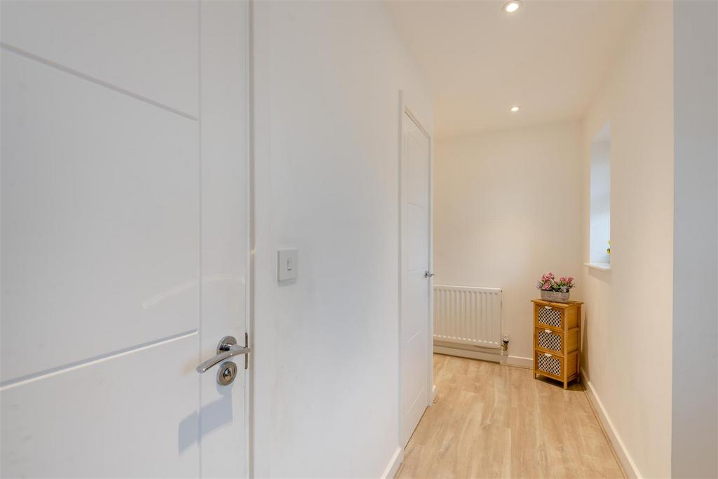8647326-interior02.jpg