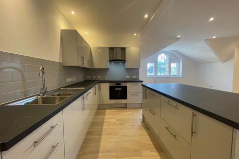 2 bedroom apartment for sale, Market Place, Cirencester, Gloucestershire, GL7