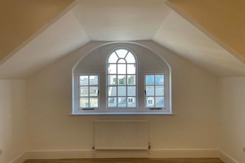 undefined, Market Place, Cirencester, Gloucestershire, GL7