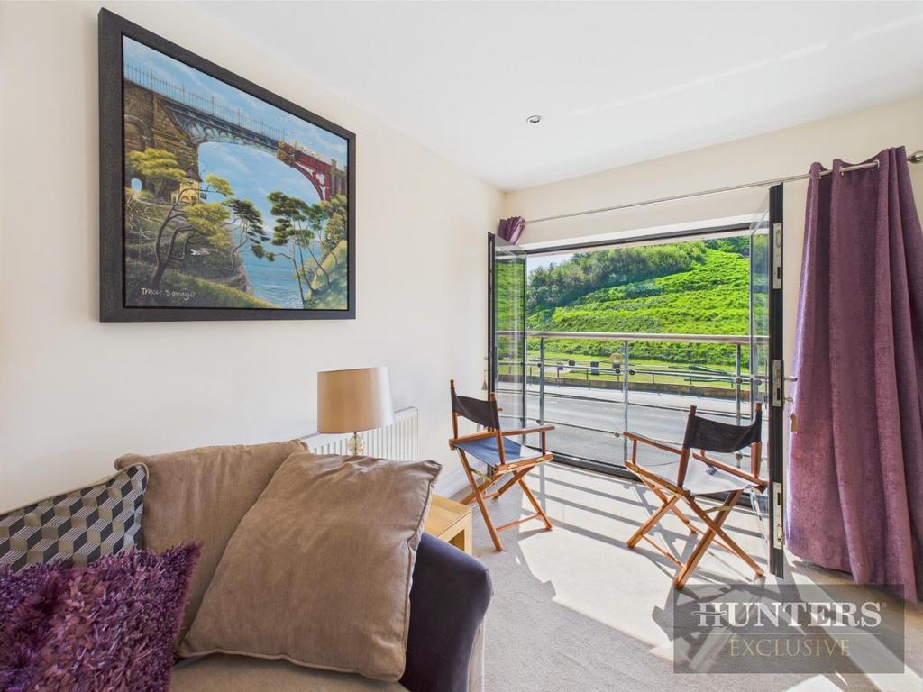 CAM05316 G0-PR0064-STILL017.jpg