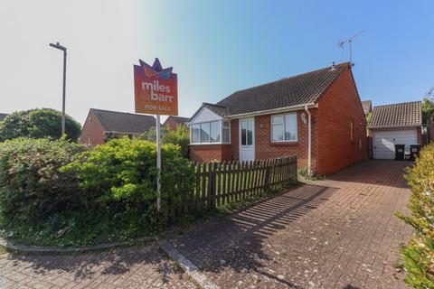 25 Broomfield Crescent, Cliftonville, Margate, CT9 3YJ