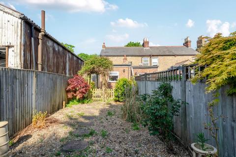 19 The Myrke, Datchet, Slough, SL3 9AB