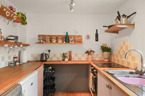 undefined, 1 The Bank, Loddiswell