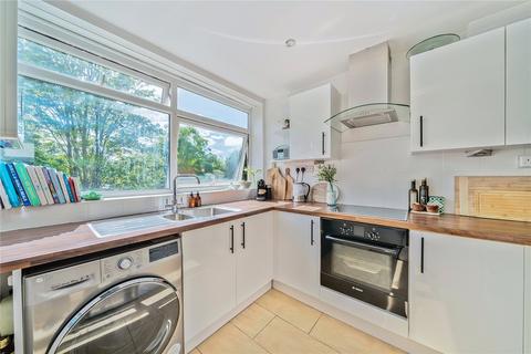 3 bedroom flat for sale, St Vincent Road, Walton On Thames, Surrey, KT12