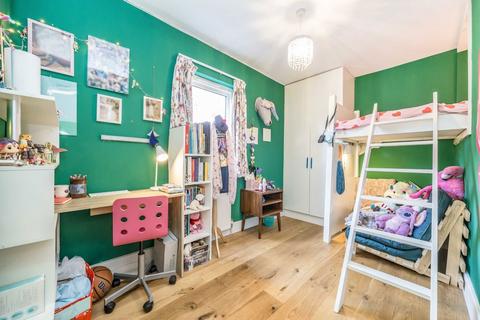 4a Mazenod Avenue, London, NW6 4LR