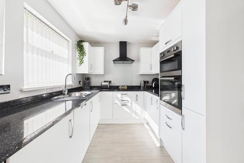 15 Wheelers Walk, Stroud, GL5 4BW