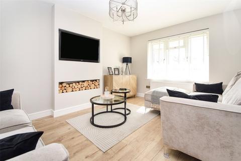 18 Byways, Yateley, GU46 6NE