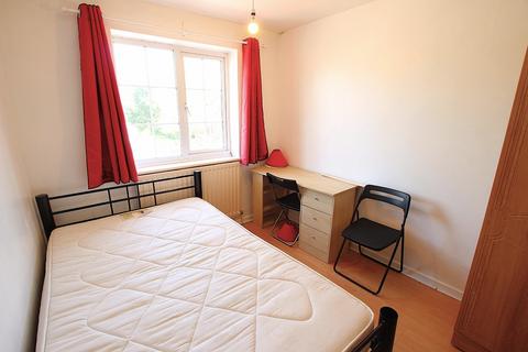 6 Lodge Close, Worcester, WR2 6JL