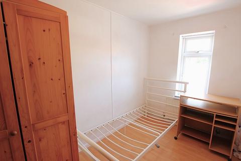 6 Lodge Close, Worcester, WR2 6JL