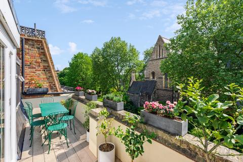 2 bedroom flat for sale, Upper Addison Gardens, London