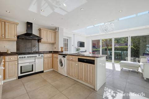 29 Connaught Way, Billericay, CM12 0UN