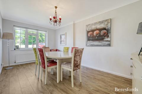 29 Connaught Way, Billericay, CM12 0UN