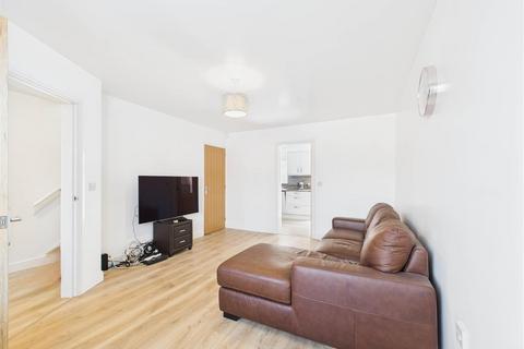 3 bedroom semi-detached house to rent, Birley Spa Close, Sheffield S12