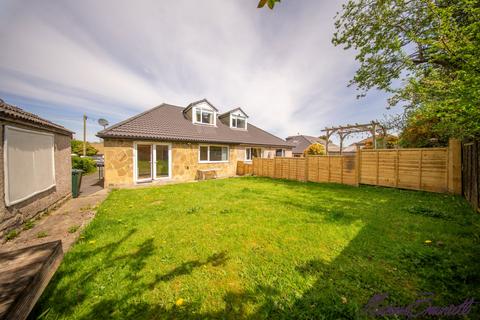 undefined, Gregory Crescent, Bradford BD7