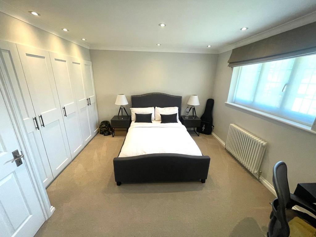 BED 2 (1).jpg