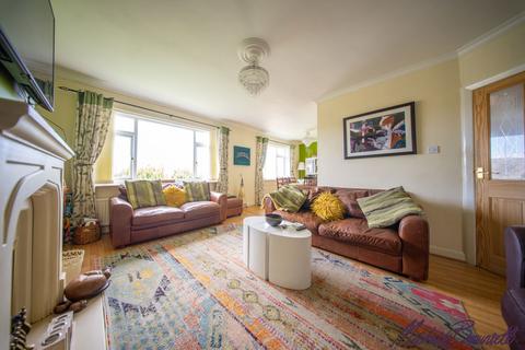 undefined, Gregory Crescent, Bradford BD7