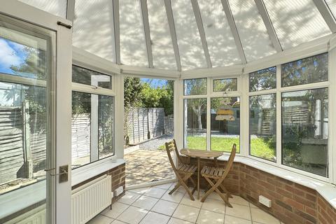 6 Gosling Way, Sawston, Cambridge, CB22 3DZ