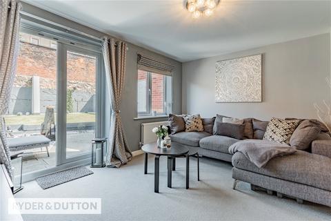 19 Baron Avenue, Ashton-under-lyne, OL6 8EF