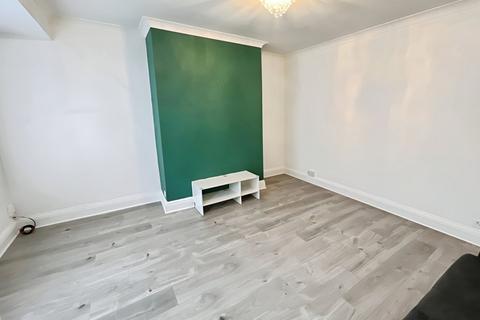 21 Baslow Grove, Stockport, SK5 7NJ