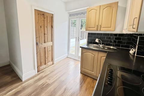 21 Baslow Grove, Stockport, SK5 7NJ