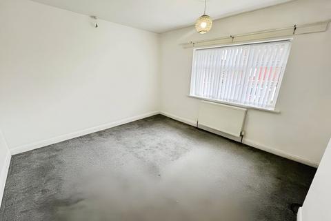 21 Baslow Grove, Stockport, SK5 7NJ