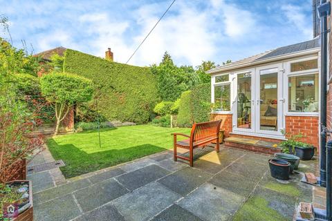 4 bedroom semi-detached house for sale, Clay Lane, Hale, Cheshire, WA15