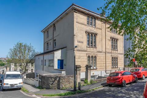 2 bedroom flat for sale, 17 Victoria Walk, Bristol BS6