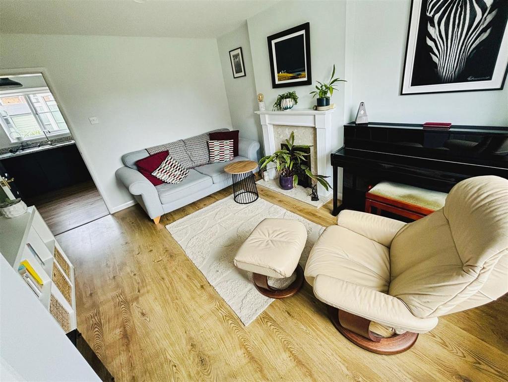 Lounge.jpg