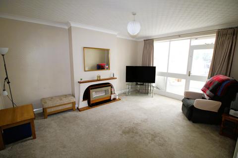 3 bedroom semi-detached house for sale, Lichfield Terrace, Upminster RM14