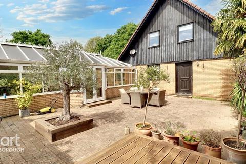 49 The Green, Werrington, Peterborough, PE4 6RT