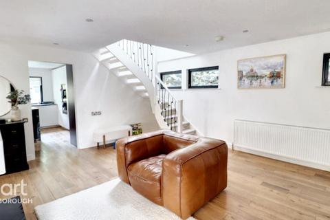 49 The Green, Werrington, Peterborough, PE4 6RT