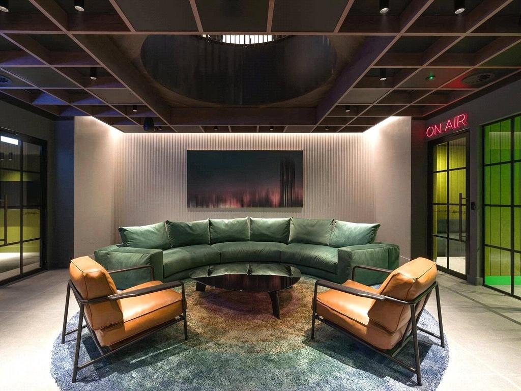 Residents Lounges