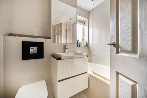 2 bedroom flat for sale, Hemel Hempstead,  Hertfordshire,  HP2