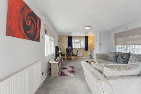undefined, Orchards Residential Park, Langley  SL3